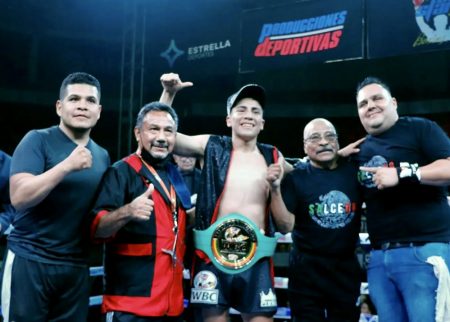 Ernesto Salcedo wins Fecarbox Silver WBC title - Full results | Boxen247.com